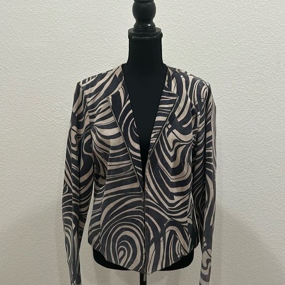 VINTAGE Nine West Black/ Beige Graphic Suede Print
Jacket Size 12 - Picture 1 of 7